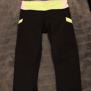 Lululemon cropped pants